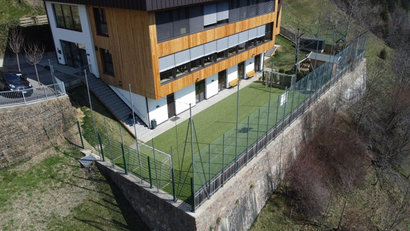 Small football pitch + fencing Schalders