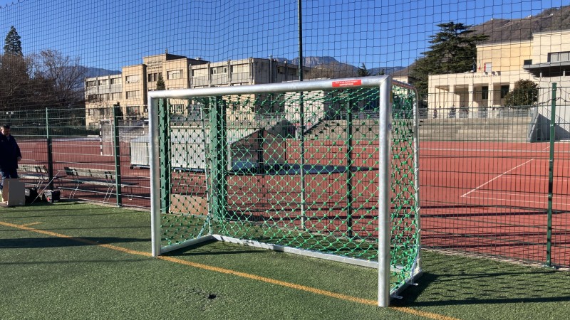 Fußballtore aus Aluminium vollverschweißt mit Antivandal Netzen Talferwiesen Bozen