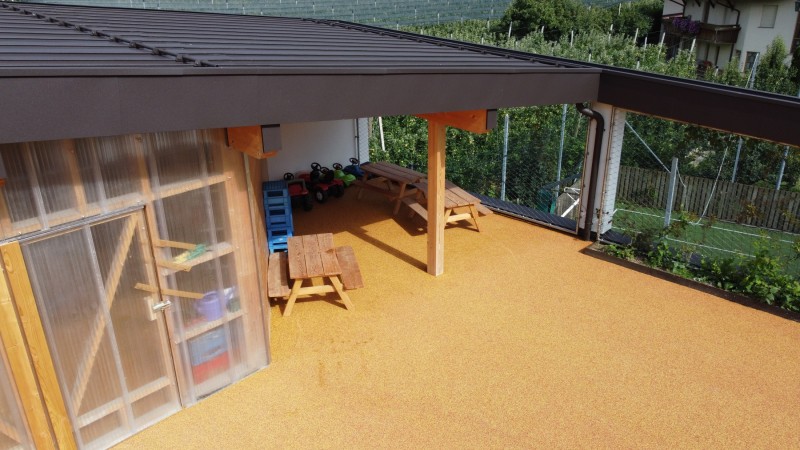 Fall-protection floor in Naz-Sciaves