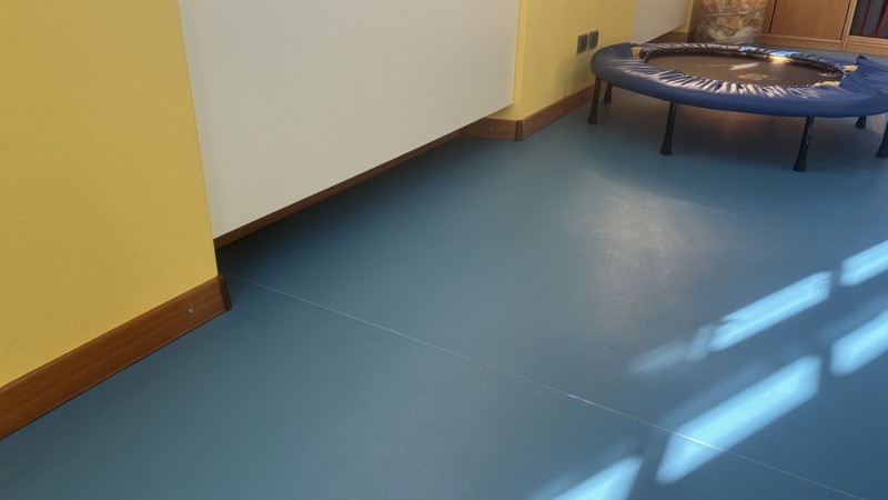 Pavimento sportivo indoor all' Asilo di Ora
