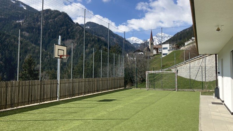 Campetto + Ballfangnetz Schulhof Schalders 