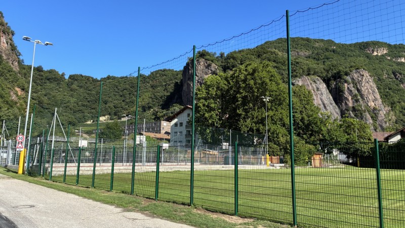 Fencing Laimburg football pitch
