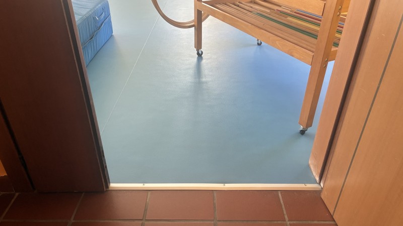 Pavimento sportivo indoor all' Asilo di Ora