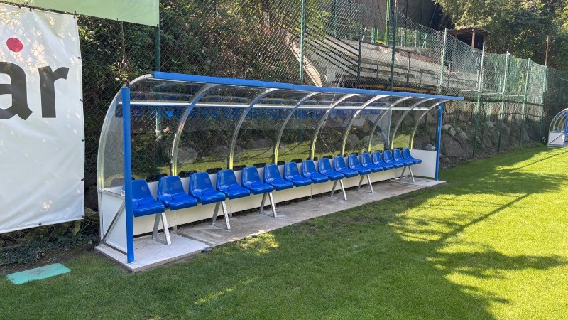 Players' bench FC Obermais sports ground LAHN