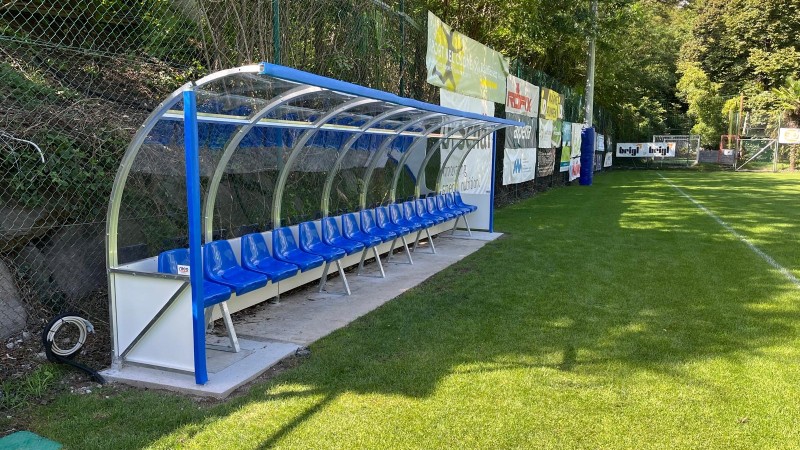 Players' bench FC Obermais sports ground LAHN