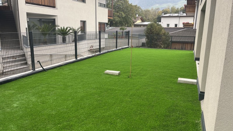 Erba decorativa per terrazza a Naturno
