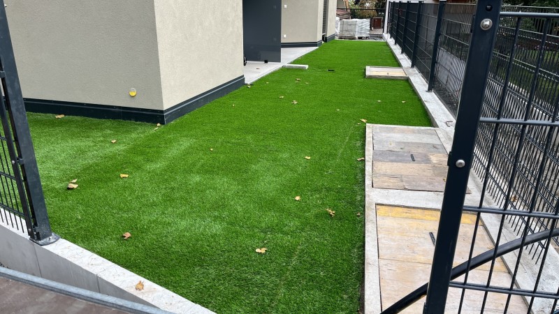 Erba decorativa per terrazza a Naturno