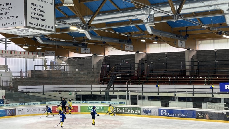 Plexiglas Schutz Eisstadion Eppan