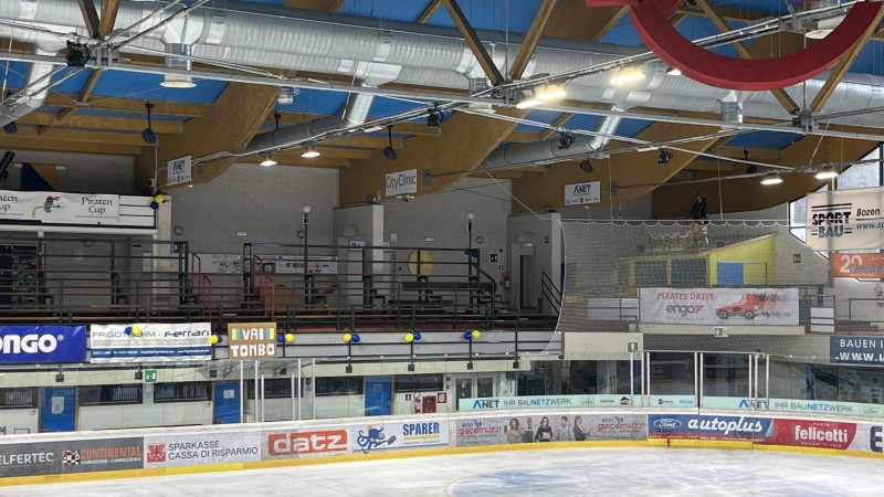 Plexiglas protection ice stadium Appiano