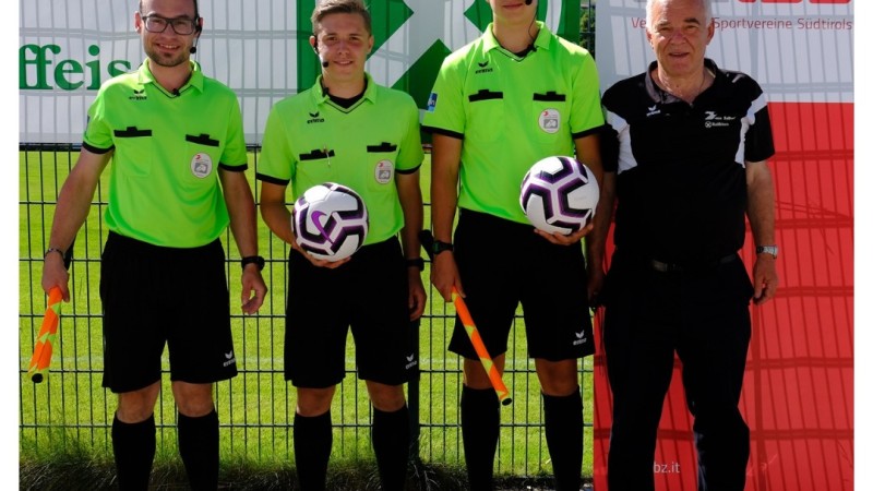 Abbigliamento arbitri VSS