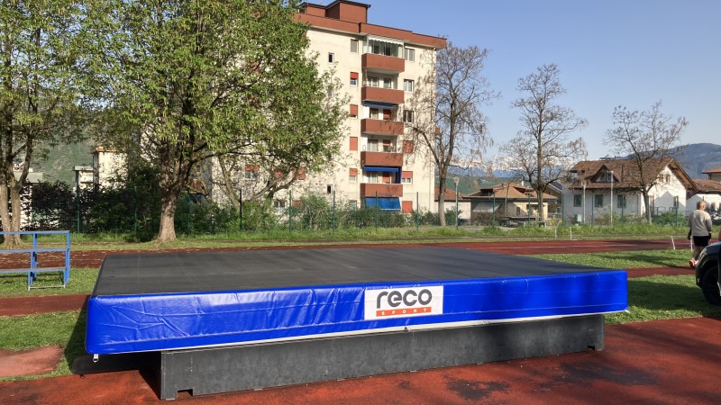 High Jump Landing Mat Laives