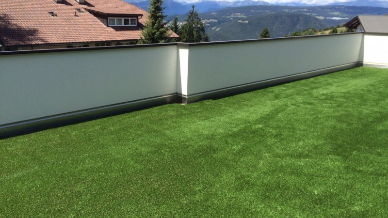 Erba decorativa per terrazza a Renon (BZ)