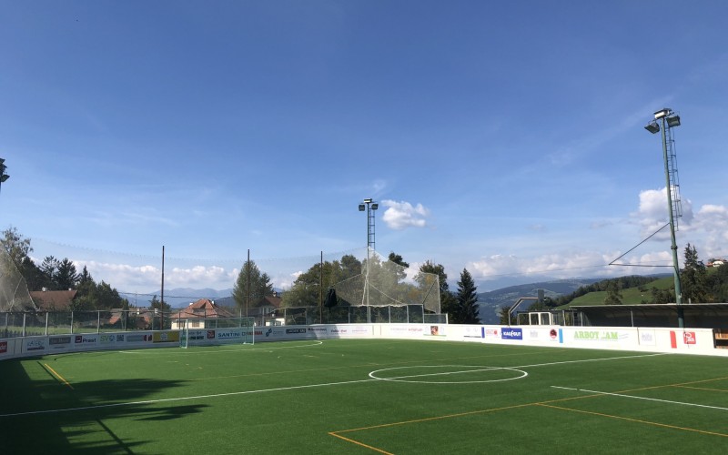 Campo da calcetto e rete parapalloni a  Soprabolzano (BZ)