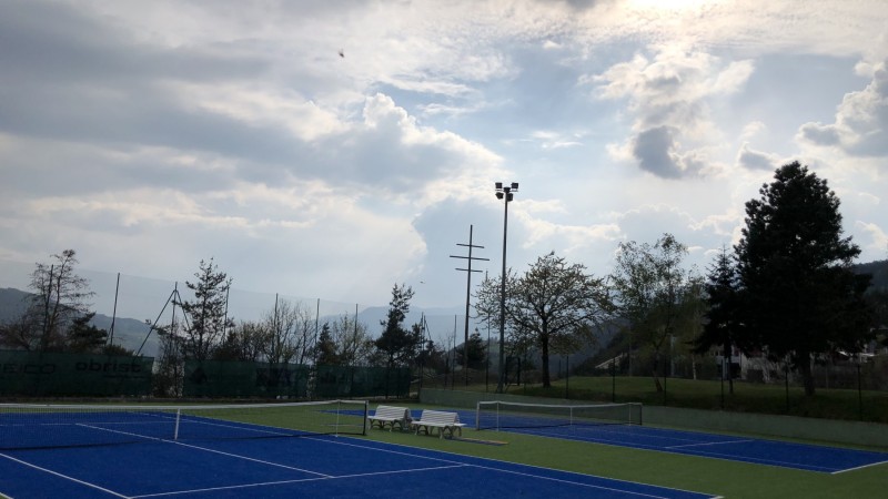 Fornitura e posa campo da tennis e recinzione al TC  Velturno (BZ)