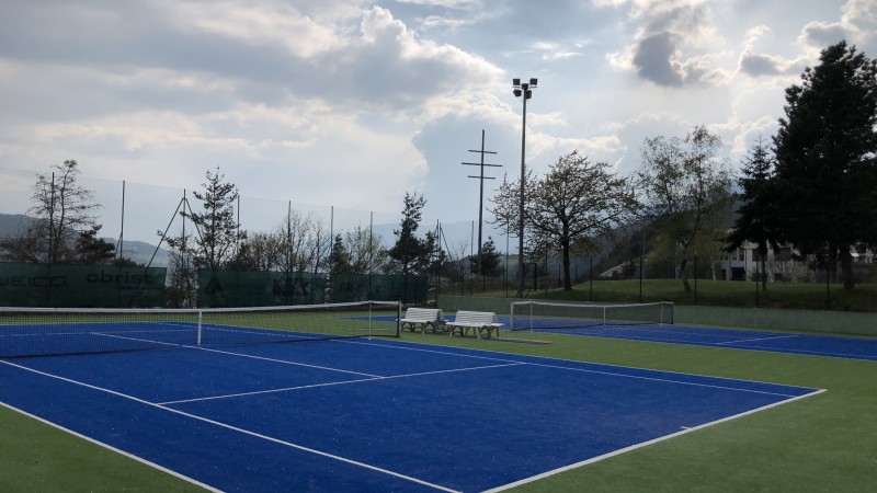 Fornitura e posa campo da tennis e recinzione al TC  Velturno (BZ)