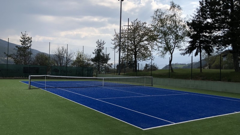 Fornitura e posa campo da tennis e recinzione al TC  Velturno (BZ)