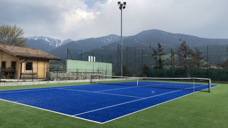 Fornitura e posa campo da tennis e recinzione al TC  Velturno (BZ)