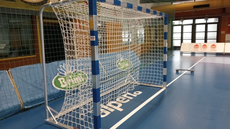 Handballtore aus Aluminium vollverschweißt Turnhalle Brixen