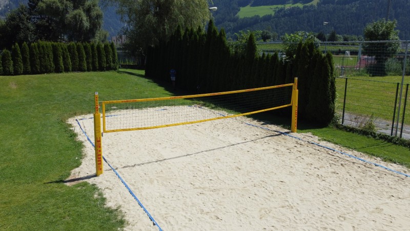 Campo di beach volley al lido Balneum Vipiteno
