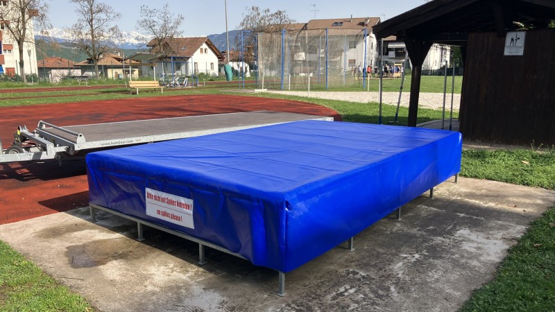 High Jump Landing Mat Laives