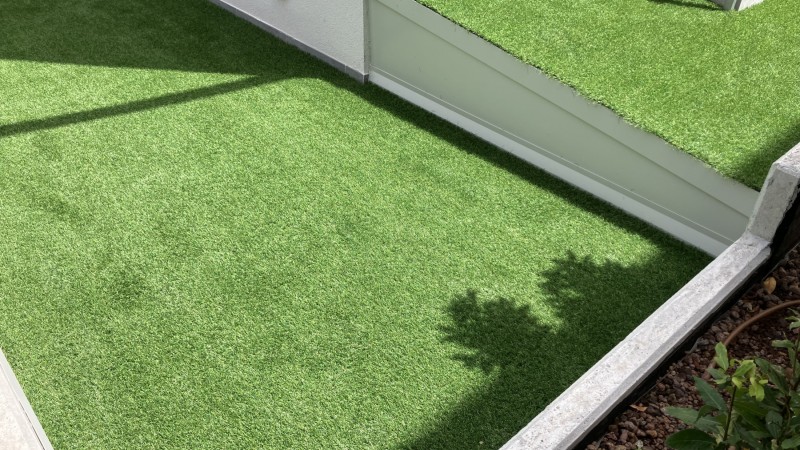 Artificial lawn on terrace in Bardolino