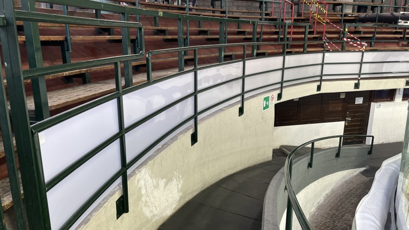 Protezione plexiglass palaghiaccio Bolzano