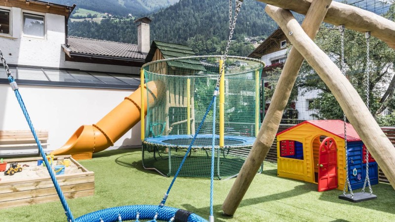 Artificial lawn at the Hotel Stroblhof****