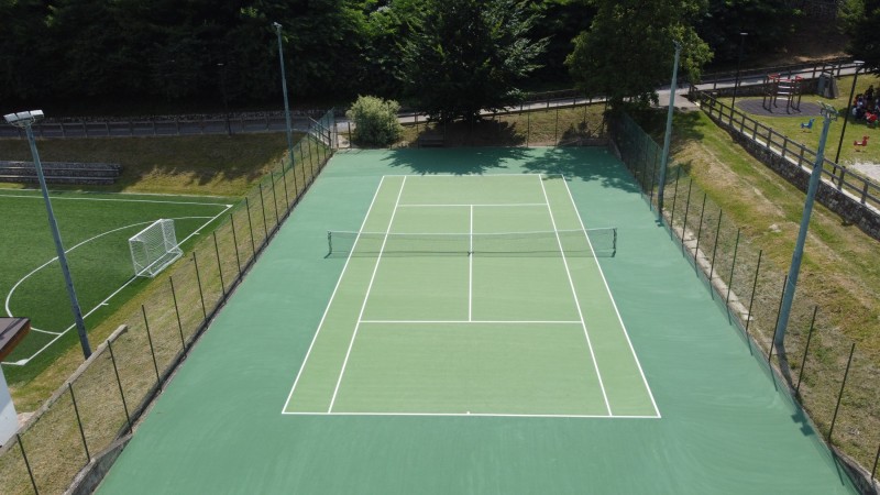 Tennis court Spera