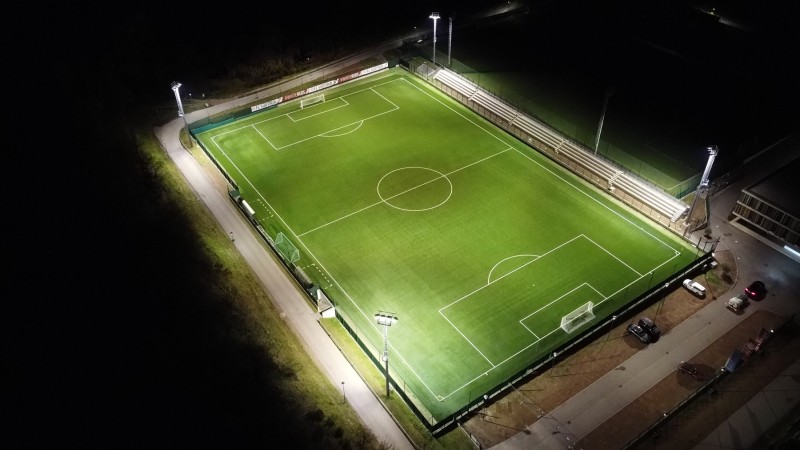Campo da calcio FC Südtirol (Zona sportiva Maso Ronco) DI NOTTE