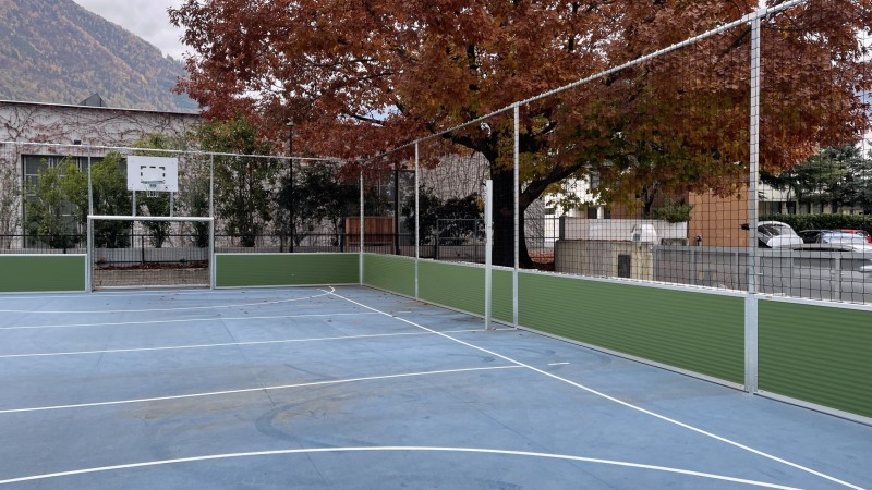 Green Court Mini-Spielfeld Berufsschule Meran