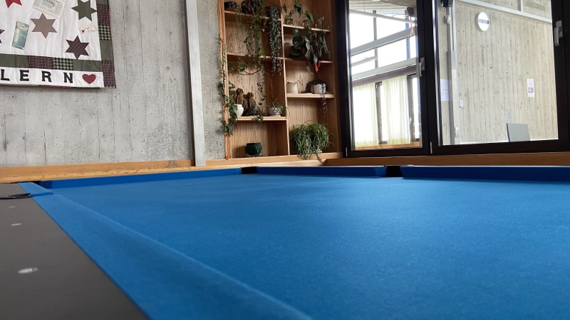 Pool table at the High School Salern
