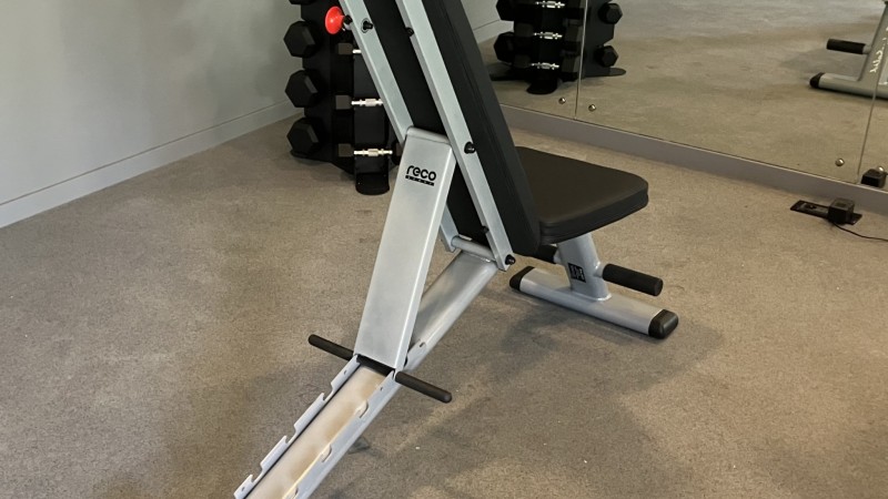Incline bench + Weight KIT including rack Hotel Marinis Dorf Tirol