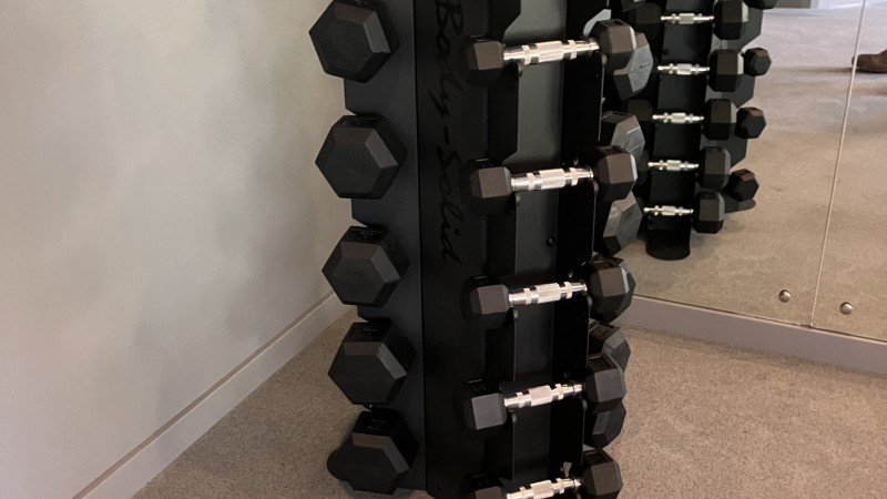 Panca inclinata + KIT Pesi comprensivo di rack Hotel Marinis Dorf Tirol