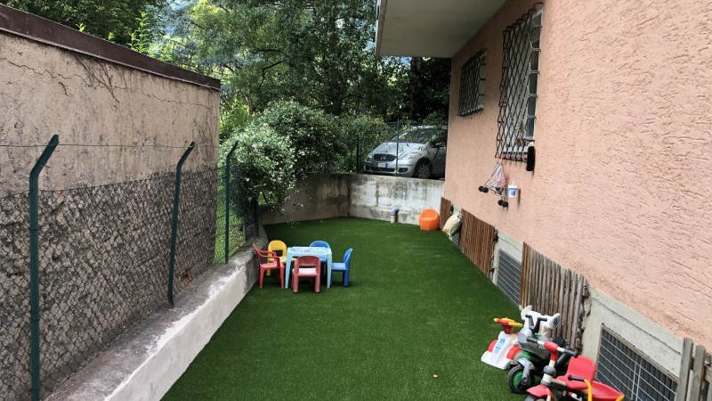 Begrünung Kindergarten in Bozen.