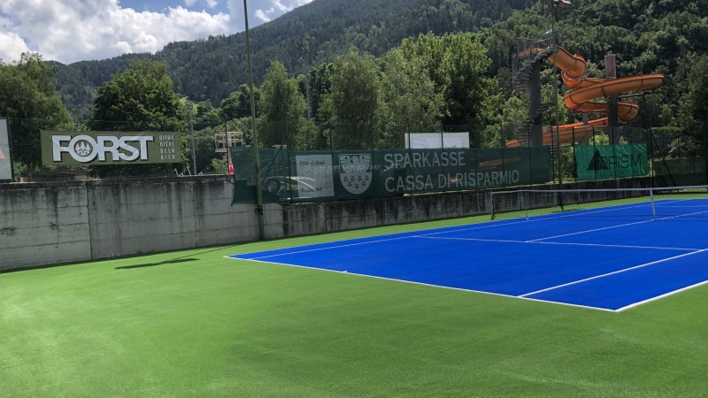 Tennis court in Klausen
