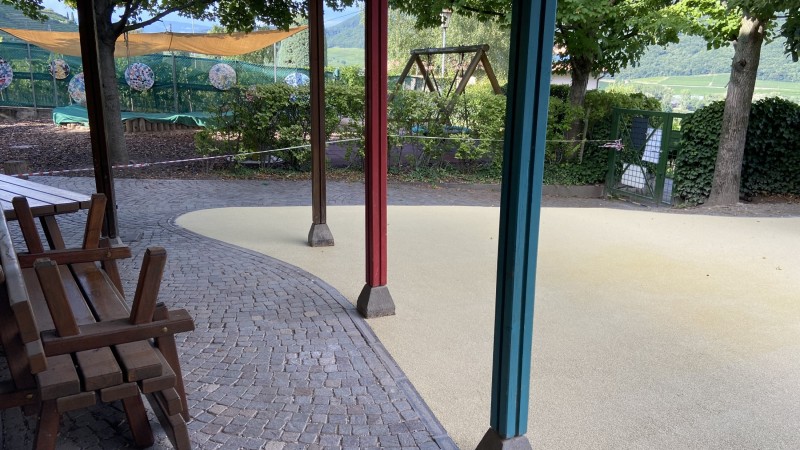 Fall-protection floor Sankt Josef am See