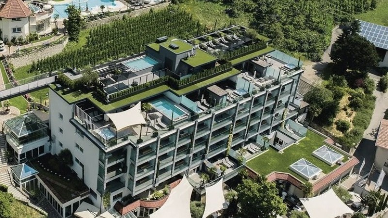 Artificial lawn on rooftop terrace Preidlhof***** Naturno