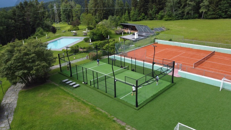 Padel Sportanlage + Begrünung Hotel Royal Hinterhuber ****