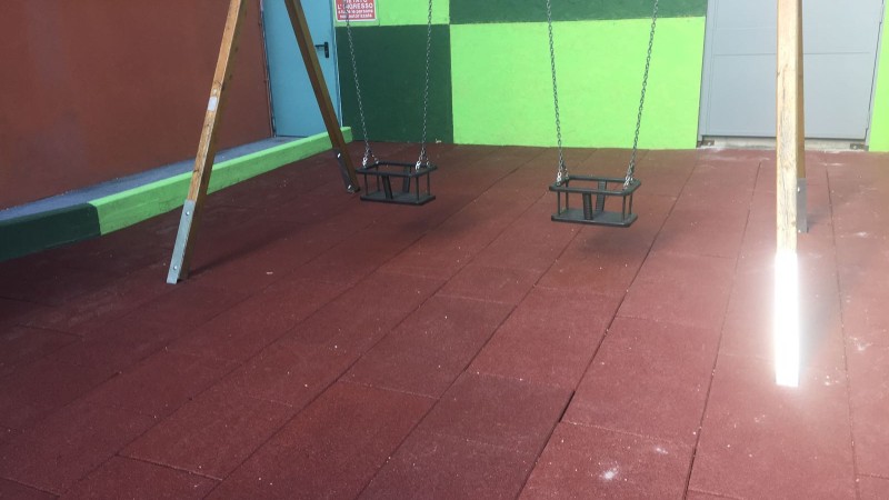 Pavimento antitrauma Istituto Marcelline Bolzano (BZ)