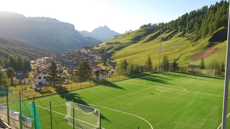 Campo da calciotto a  San Cassiano (BZ)