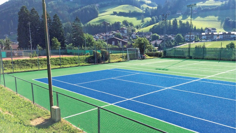 Campo da tennis e multisport  Sarentino (BZ)