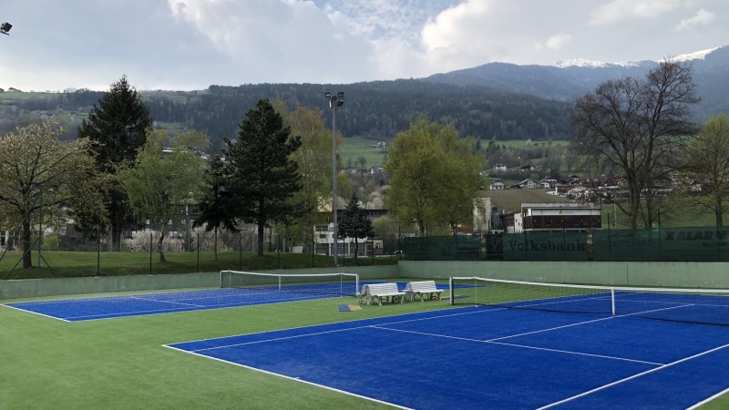 Fornitura e posa campo da tennis e recinzione al TC  Velturno (BZ)