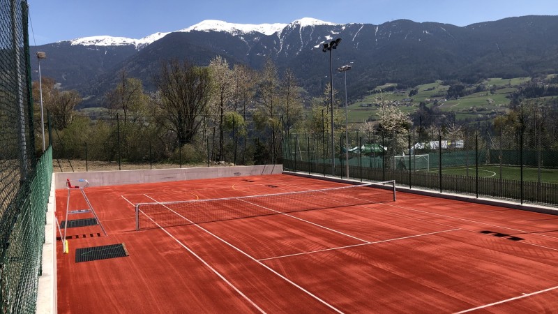 Tennis court and fencing Pfeffersberg.